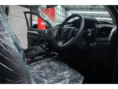 2022 Toyota Hilux Revo 2.4 DOUBLE CAB Prerunner High Pickup MT รูปที่ 5